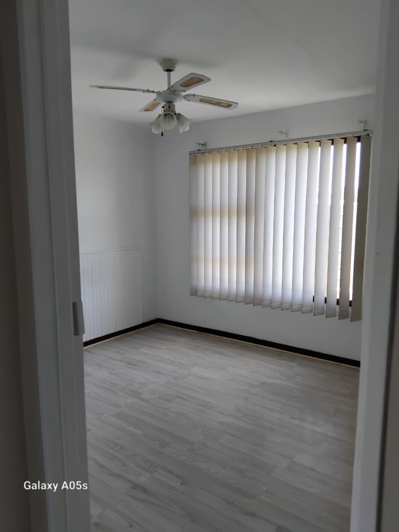 To Let  Bedroom Property for Rent in Kabega Park Eastern Cape